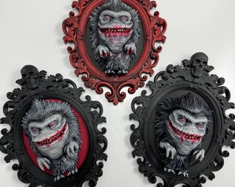 Critters skull frame sci-fi horror