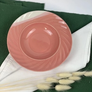 Handmade Pasta Plate – Unique Design – Durable Ceramic – Chip-Resistant – Elegant Dinnerware – Perfect for Serving Pasta, Salads