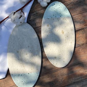Handmade Ceramic Serving Plate – 29.5×15cm Flat Rustic Tray – Modern Tableware for Appetizers, Pastries, Sushi & Desserts