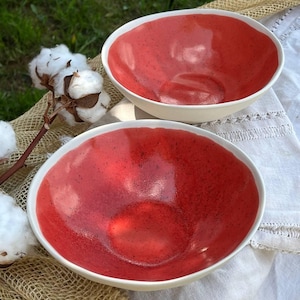Handmade Ceramic Dinner Plate – 550 ml Deep Bowl Plate, 17.5 cm Rustic Pottery Dish, Unique Stoneware Dinnerware, Artisan Serving Plate