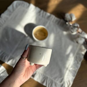 Handmade 150ml Ceramic Cappuccino Cup with 3 Legs – Unique Modern Footed Mug – Artistic Coffee Cup – Pottery Espresso Cup