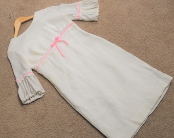 Vintage White crochet 60s dress Pink velour ribbon and lace trim