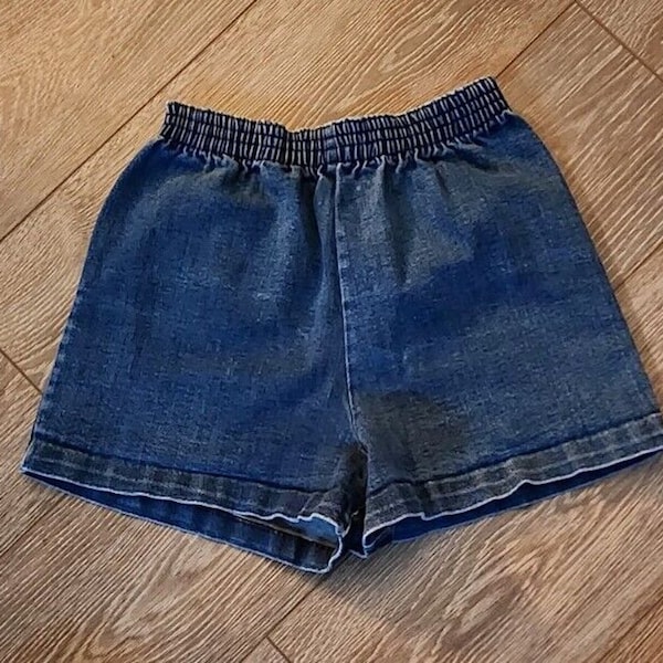 RARE Vintage 80’s Calvin Klein Womens Sz M USA Made Denim Elastic Waist Shorts