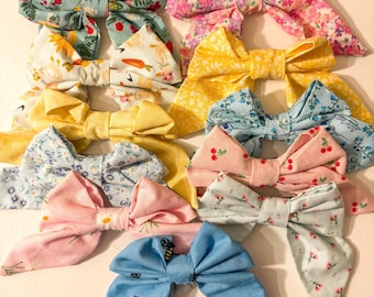 LOT OF 2 VINTAGE WOMEN’S LAURA ASHLEY HAIR BOWS. Laura Ashley | Accessories | Laura Ashley Ceramic Tourmaline  main image 2