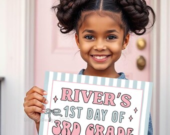 Personalized Girls Back to School Sign, Bow 1st Day of School, Printable 1st day of Kindergarten, Blue Stripe Back to school photo prop