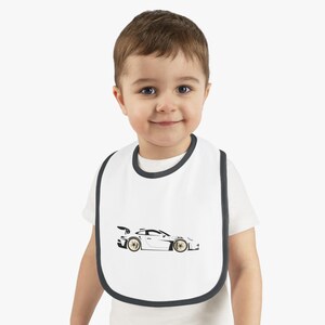 Złoty/czarny śliniaczek dla niemowląt 911 GT3 RS, uroczy prezent dla dziecka, zabawny śliniaczek dla entuzjastów Porsche, idealny na baby shower, uroczy śliniaczek do karmienia