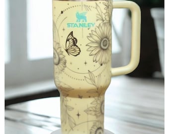 Sonnenblume Schmetterling graviert Stanley Tumbler 40oz