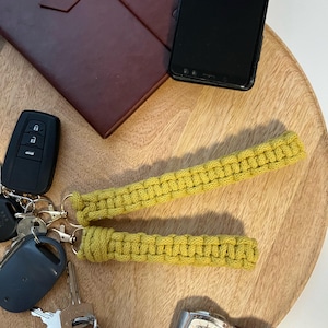 ボヘミアンキーホルダーギフトセット、男性用ハンドメイドキーホルダー2個、お父さんへのパーソナライズギフト、車のキーホルダー