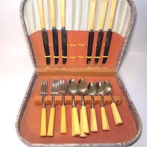 Englishtown Flatware Set in Case