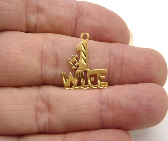 Vintage 14k #1 Wife Pendant Charm, Yellow Gold, Diamond Cut and Satin Finish, Estate Jewelry