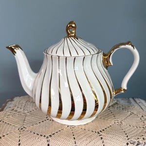 Vintage Sadler England Teapot | White Porcelain with Gold Stripe | Mid Century English Teapot | Cottagecore Tea Decor