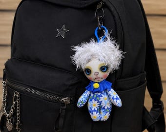 Mini muñeca espeluznante Llavero/Amuleto para mochila Muñeca única/ojos de cristal/Muñeca hecha a mano/Muñeca de trapo/Muñeca de tela/única/Navidad/Accesorio para bolso