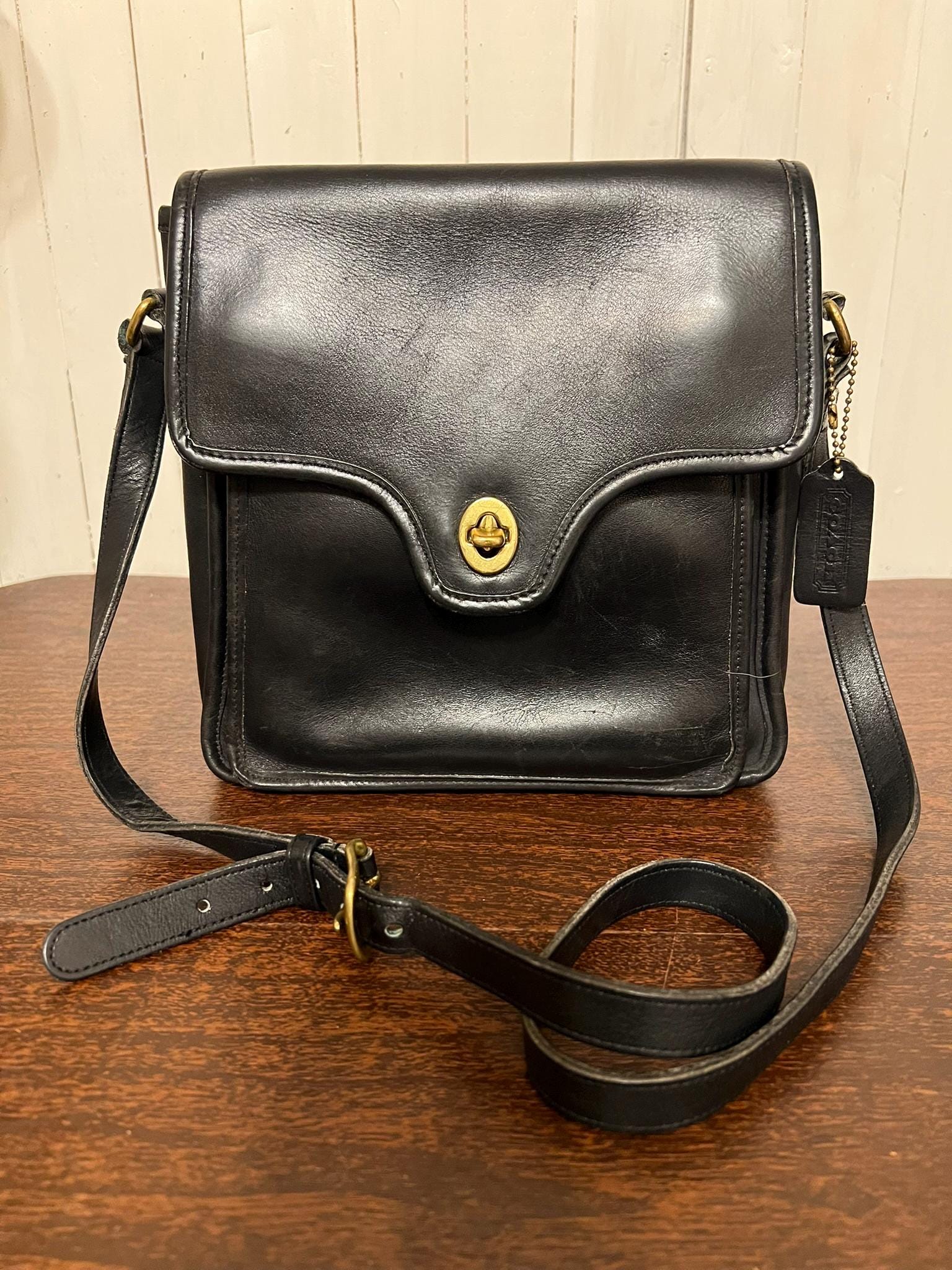 80’s OLD COACH SHOULDER BAG Extremely Rare 80s Made In USA Old Coach 0525-208(9853) Shoulder