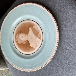 Rare Vintage Queen Elizabeth II, June 2, 1953, Commemorative Coronation Plate in Blue, made in England