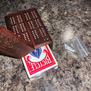 Compact Cribbage Board/Box, with pegs and deck of cards, 4.8 x 3 x 1.65 inches, Wooden Peg Swing Side