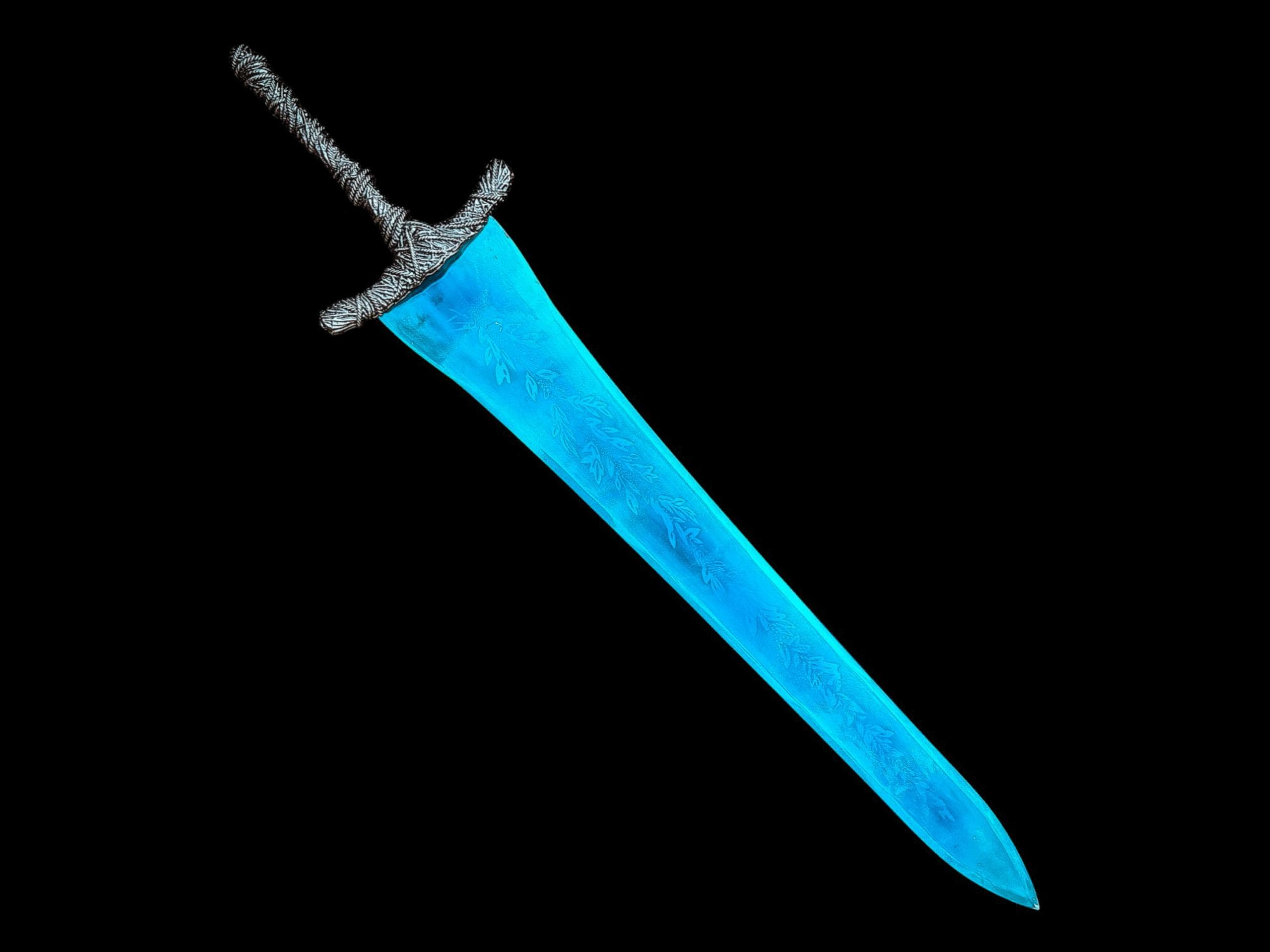 Moonlight Greatsword Replica: Full Metal, Luminous Gaming