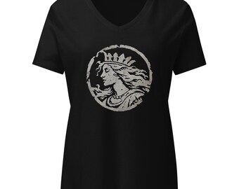 Medieval Queen Women’s relaxed v-neck t-shirt