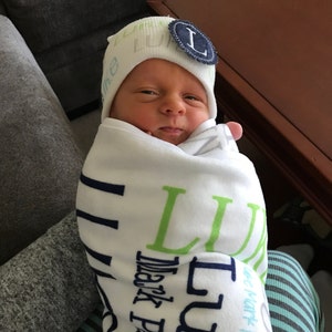 Personalized Baby Name Blanket and Hat, Newborn Knit Hat Swaddle Blanket, Handmade Baby Shower Gift Set, Infant Knot Beanie Monogrammed