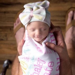 Personalized Baby Name Blanket and Bow Hat, Newborn Knit Hat Swaddle Blanket, Handmade Baby Shower Gift Set, Infant Knot Beanie Monogrammed