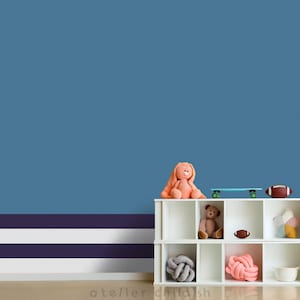 TEMA MARINO - Carta da parati con strisce I Marine Marine, scena a strisce color lavanda