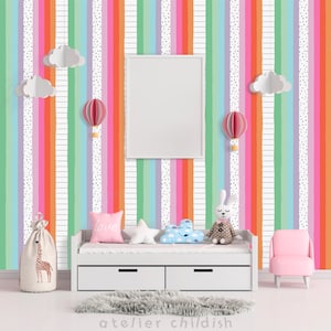 DOT & STRIPE DELIGHT Wallpaper - Calm Rainbow