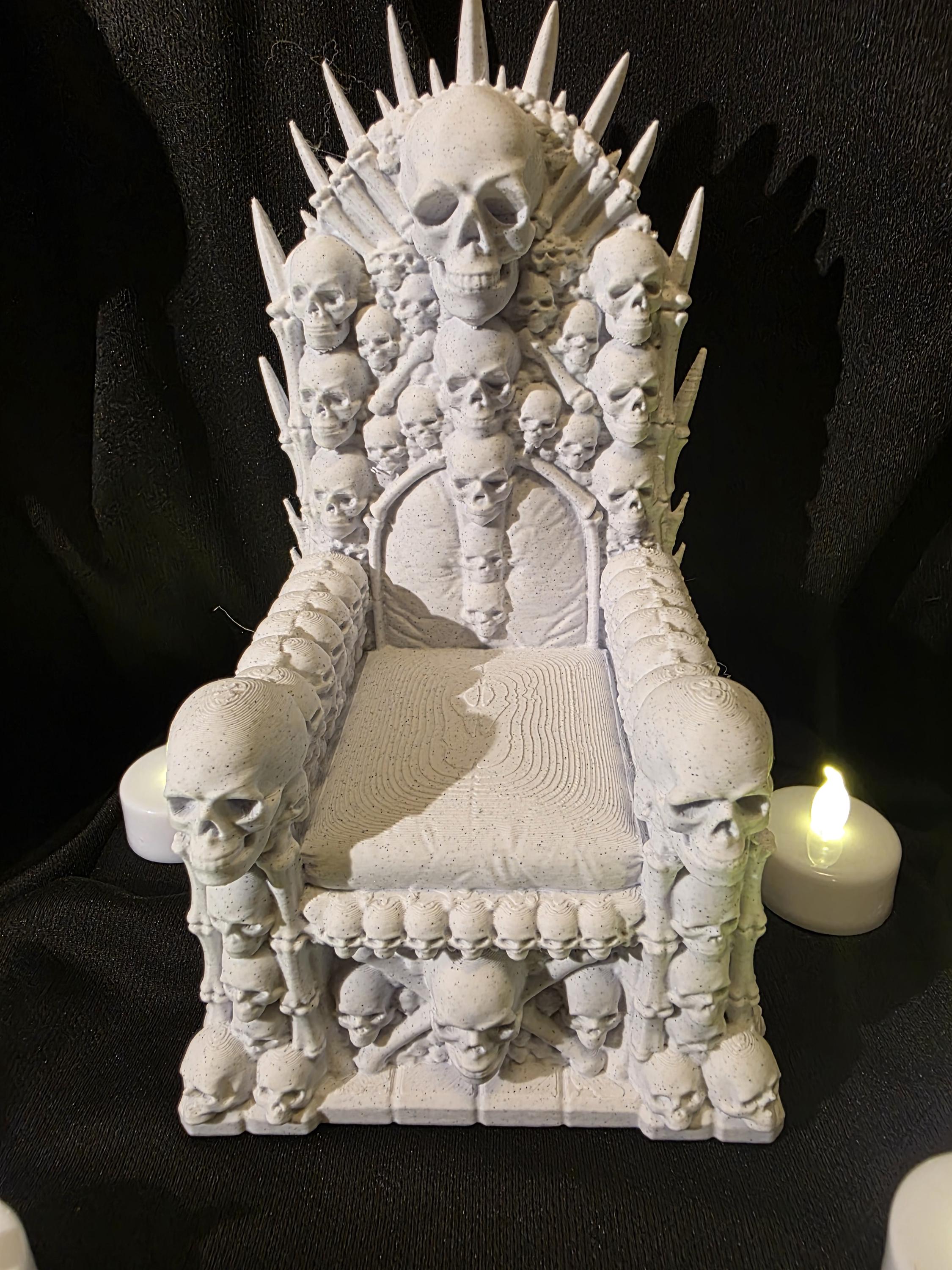 Gothic Skull Throne for 1:6 Scale Dolls Stone PLA Display Chair, Horror Decor
