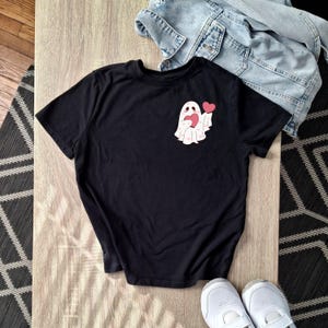 Cadeau voor Valentijnsdag, Valentijnsdagshirt, valentijnskaarten dames, Xoxo-T-shirt, Valentijnsdagoutfit, Bella Canvas 3001, cadeau voor haar,