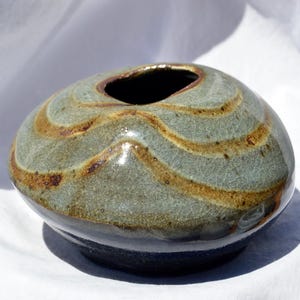 Linear Echo Bud Vase | Ceramic Handpainted Unique Black Small Vase | Rustic Textured Home Decor for Modern Interior