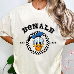 Camiseta vintage del Pato Donald / Camiseta retro Disney EST 1934 / Camiseta clásica de dibujos animados del Pato / Regalo de la vieja escuela Disney / Camiseta de Mickey y sus amigos