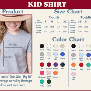 K&ouml;nnte beinhalten: Eine Gr&ouml;&szlig;entabelle f&uuml;r T-Shirts f&uuml;r Kinder und Kleinkinder, die die Ma&szlig;e in Zoll angibt. Die Tabelle enth&auml;lt eine Farbtabelle mit verschiedenen Farben, darunter Schwarz, Wei&szlig;, Natur, Sand, Sportgrau, Asche, Hellblau, Royalblau, Marineblau, Rot, Maroon, Lila, Orange, Kelly und Heliconia. Der Text "Kid Shirt" befindet sich oben in der Tabelle.