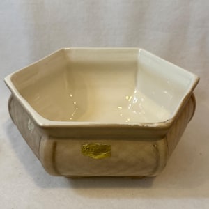 Vintage Haeger Hexagon Planter with Original Gold Foil Label, Mid Century Cream White Ceramic Flower Pot, Footed Hexagonal Dish Model 4002