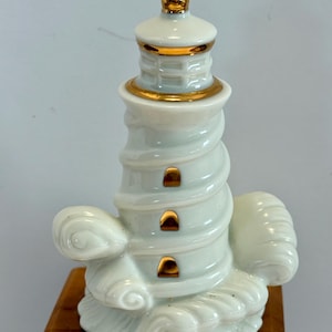 Lenox Salt and Pepper Shaker Set Dove French Perle White Metallic Gold