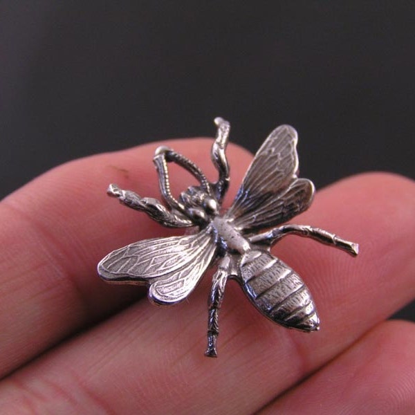 Bee Brooch, Cute Gift Idea, P289