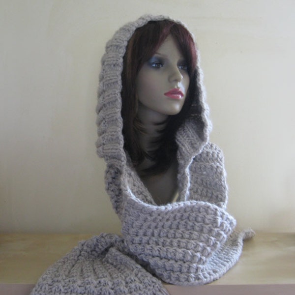 Handknit in France - Super Chunky Hooded Scarf Beige / Off-White / Grey - for Men and Women