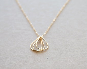 Gold Tropfen Halskette aus 14K Gold Filled | Gold Layering Halskette | Geschenk für Sie