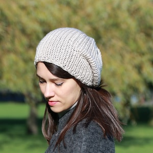 Slouchy Hat, Women&#39;s Slouchy Hat, Men&#39;s Slouchy Beanie, Hand Knit Hat, Spring Accessories, Oatmeal