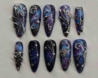 Uñas postizas celestiales hechas a mano / Arte 3D de galaxias, constelaciones, lunas y estrellas / Uñas almendradas para una estética cósmica