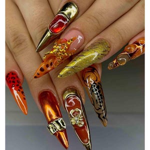 Handmade Golden Amber Scorpion Press-On Nails | 3D Textures, Ruby Gems, Insect Charms | Stiletto Nails for Edgy & Mysterious Vibe