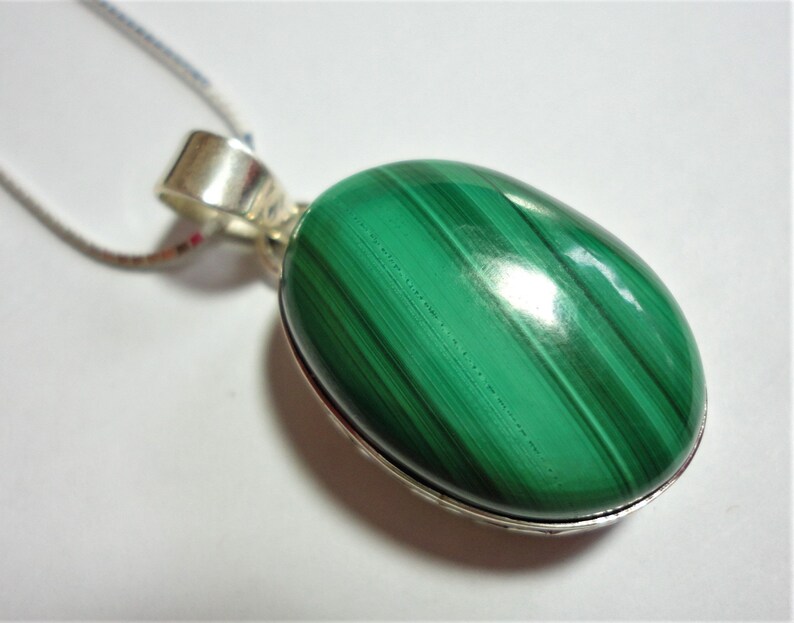 w 20 Sterling Box Chain Malachite Pendant with a Natural Banded Kelly Green Malachite Cabochon Pendant in a Sterling Filigree Setting