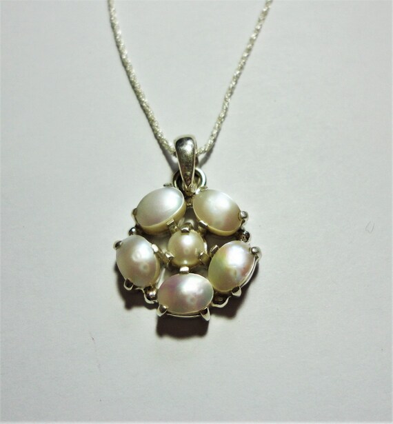 Pearl Pendant is a Vintage Genuine Freshwater Cul… - image 8