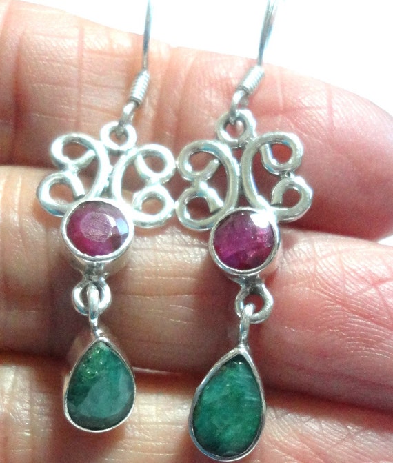 Vintage Emerald and Ruby Sterling Silver Filigree… - image 4