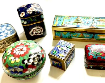 Antique Chinese Cloisonne Box Collection, Lot of 6, Vintage 1930s Floral Cloisonne Trinket Boxes, Pill Boxes, 1 Antique Porcelain Box