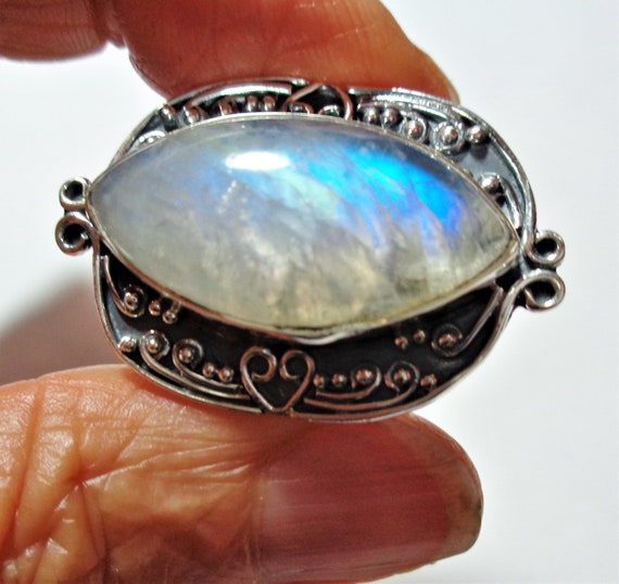 Vintage Rainbow Moonstone Ring is a Large Best Qu… - image 3