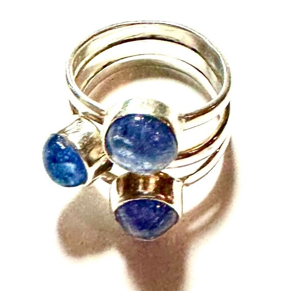 Tanzanite Ring Features 3 Vintage Genuine Blue Vi… - image 7