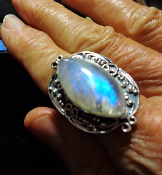 Vintage Rainbow Moonstone Ring is a Large Best Quality Moonstone With Aqua,  Indigo, and Gold Flashes, in a Bali Sterling Silver Ring, Size 8 - Etsy