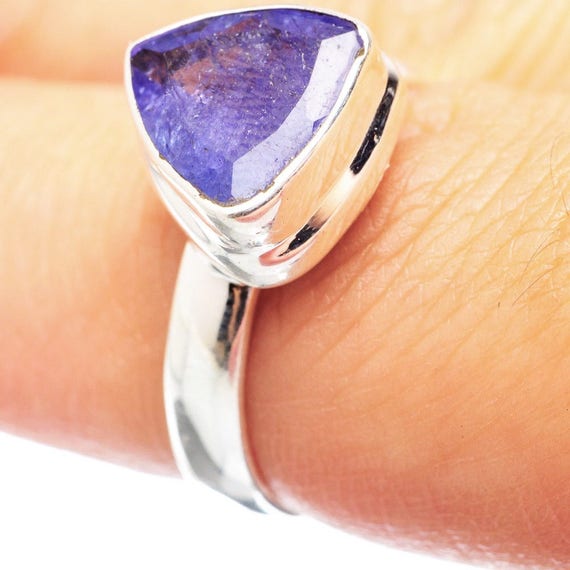Trillion Cut Tanzanite Ring: Vintage Rough Facete… - image 1