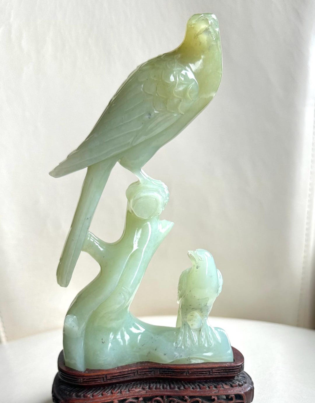 Jade Magpie Birds Statue: Vintage 1950s Chinese Carved Figurine on