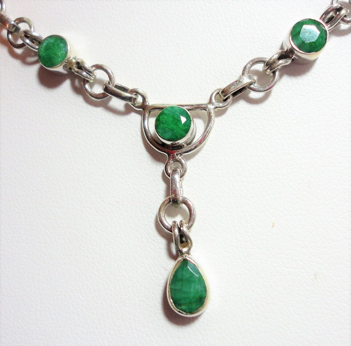 Genuine emerald pendant Clearance