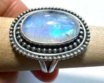 Vintage Bali Sterling Silver Moonstone Ring: Aqua Cobalt Flash, Size 8