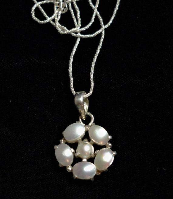 Pearl Pendant is a Vintage Genuine Freshwater Cul… - image 7